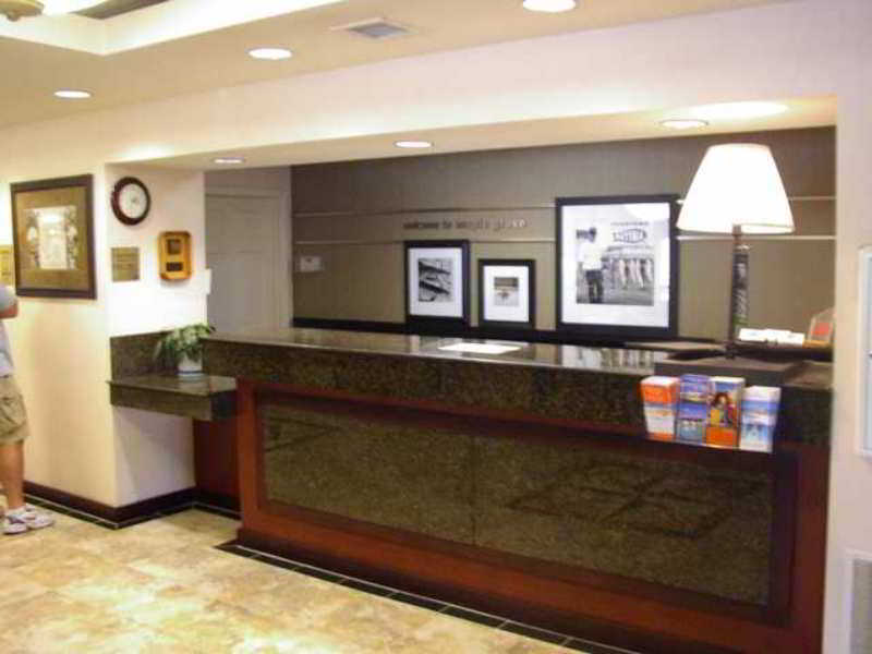 Hampton Inn Minneapolis Northwest Maple Grove Beltér fotó